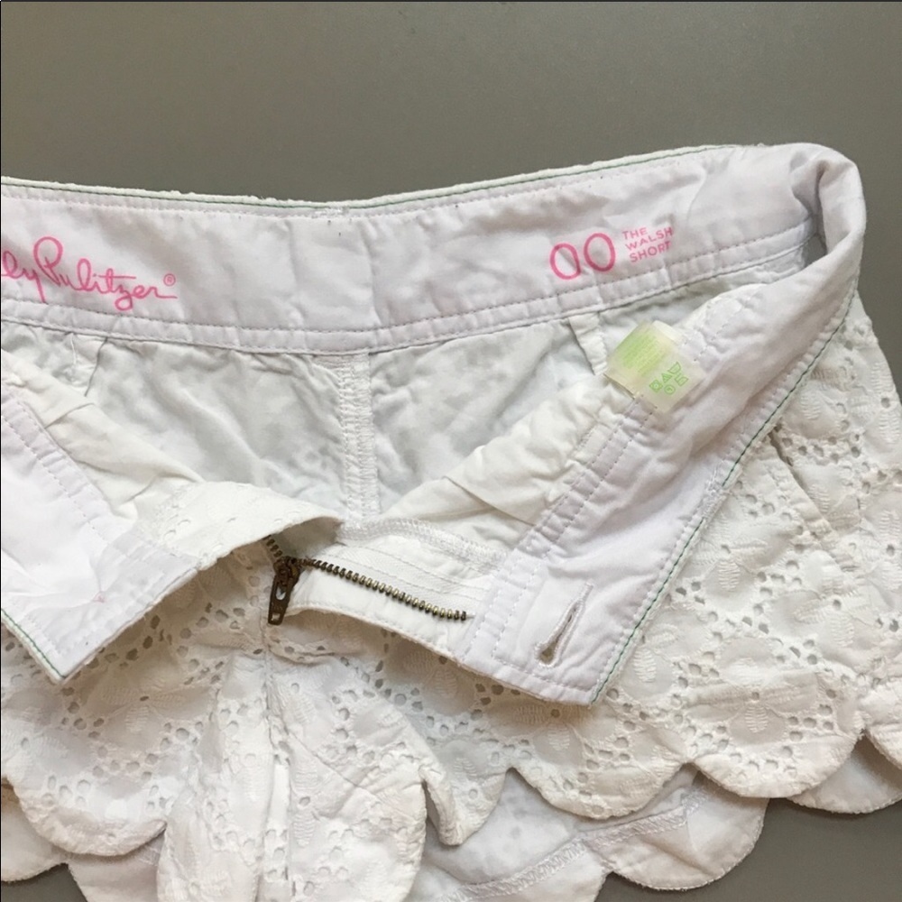 Lilly Pulitzer Eyelet Shorts - Picture 3 of 4